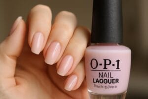 OPI Bubble Bath – pomysły na manicure i siła koloru